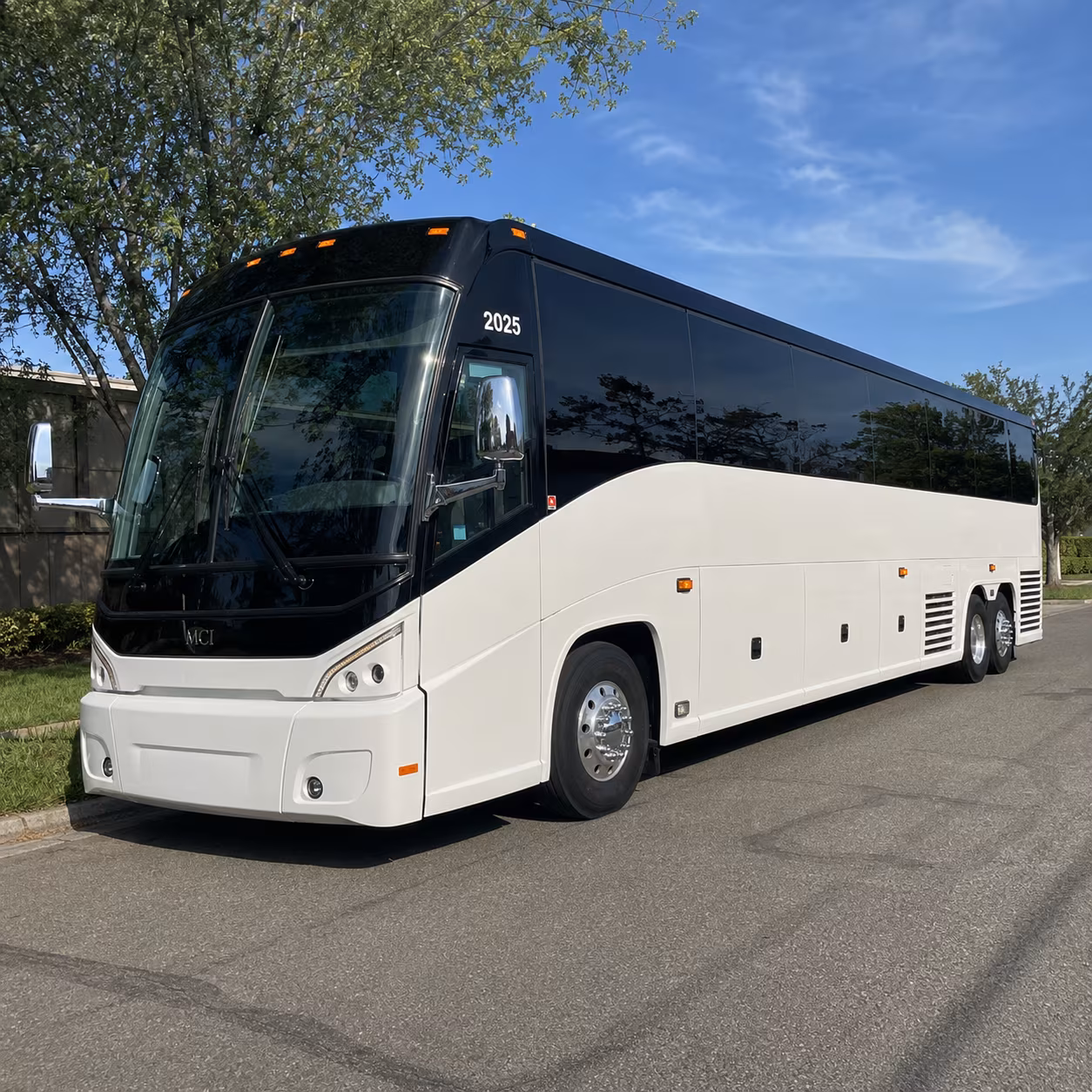coral gables get your employees to work on time with a coral gables charter bus