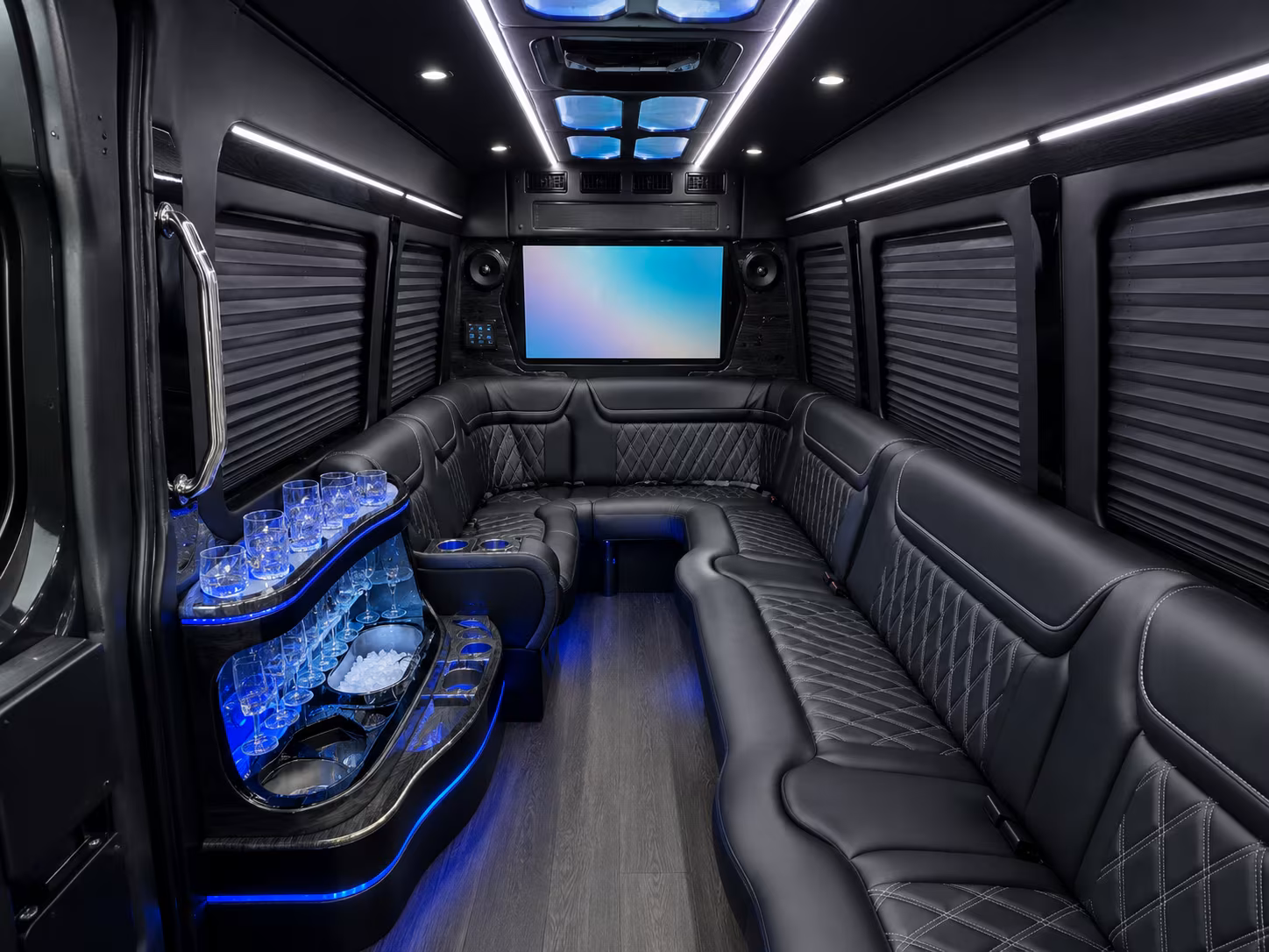 long distance bus rentals from pembroke pines to key west and the florida keys