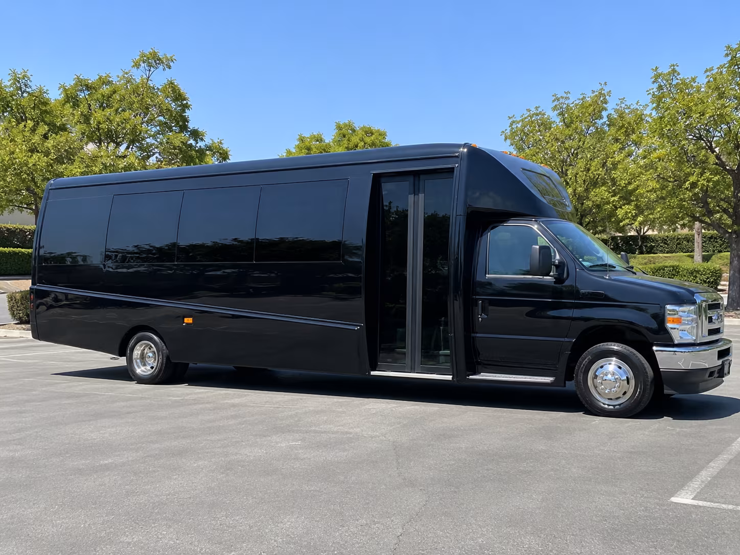 wellington start your journey with wellington long distance charter bus rentals
